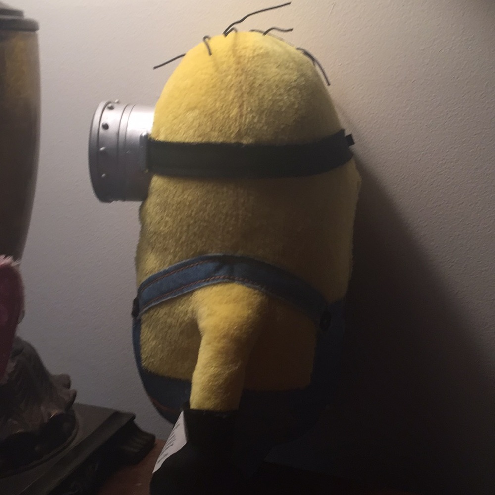Cute talking minion - Picture 2 of 3